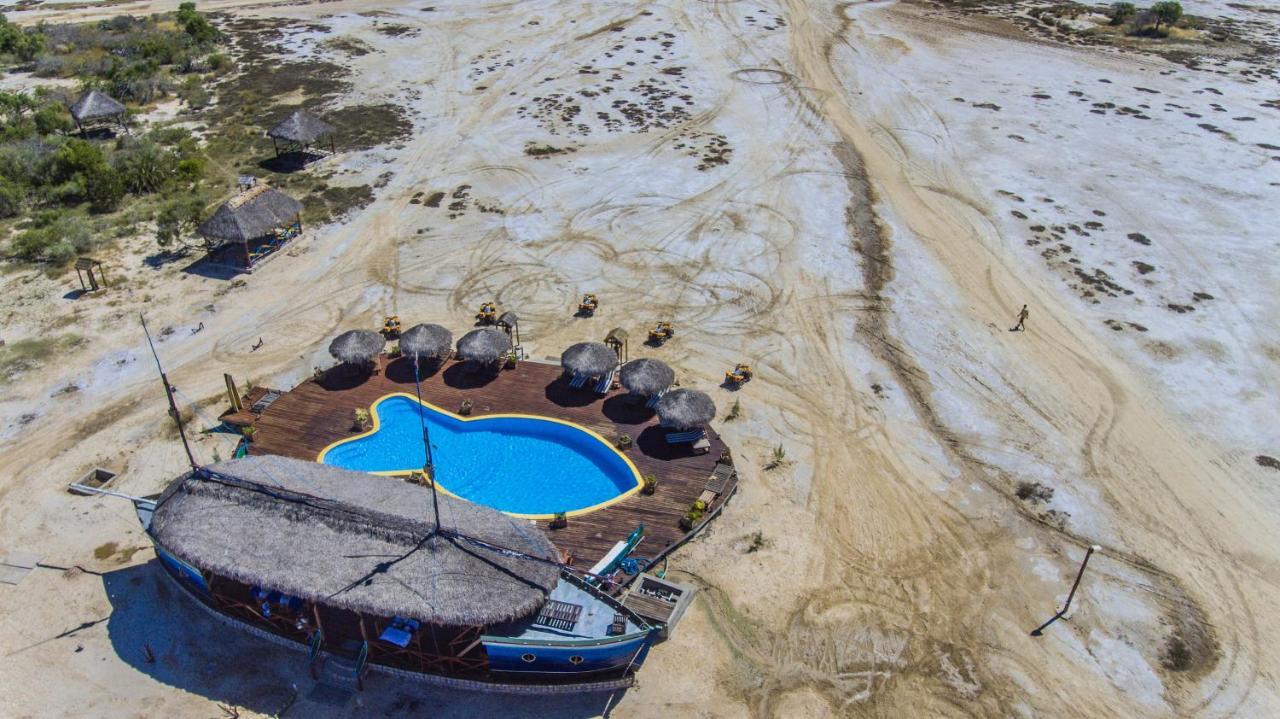 Cap Kimony Otel Morondava Dış mekan fotoğraf